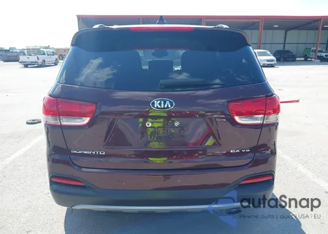 2017 Kia Sorento 3.3L Ex z USA, uszkodzony, nr VIN 5XYPH4A53HG230453